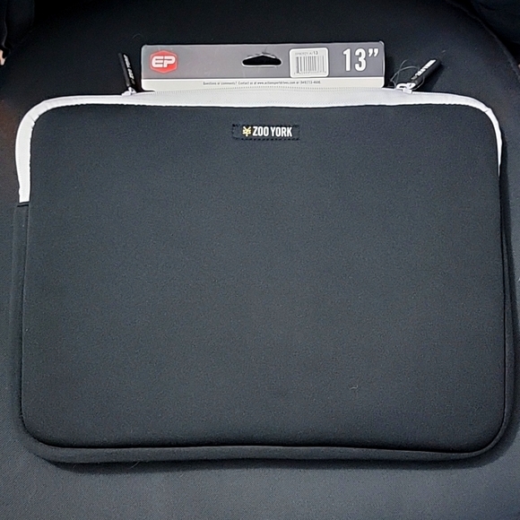 Zoo York 13inch Laptop Sleeve - 90s Vintage Old School NYC NWT - Picture 2 of 5